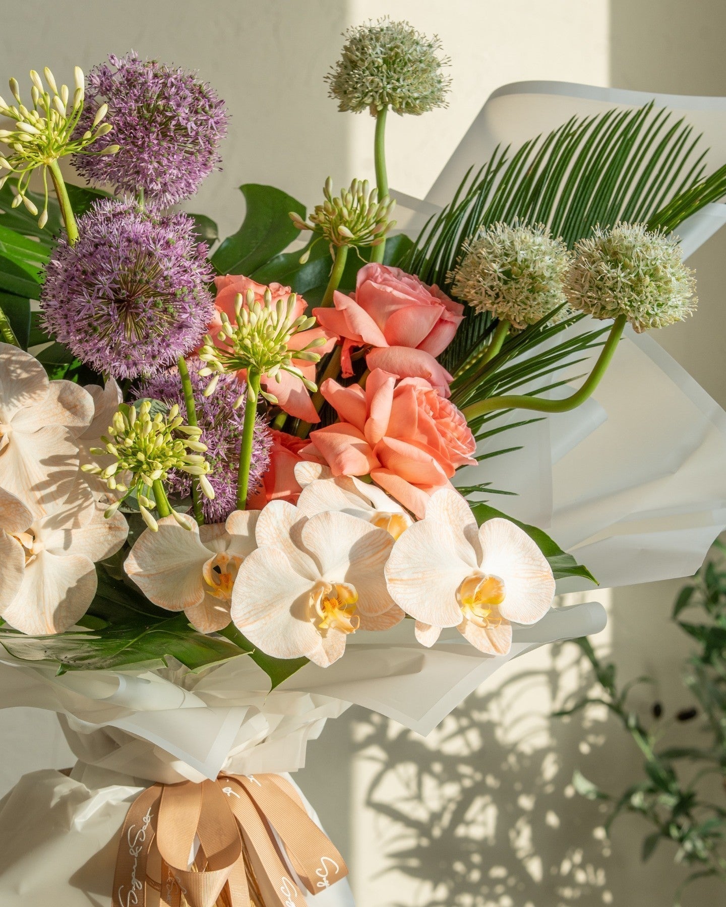 Flowers by Sugar & Salt – Premium Bouquets with Same-Day Delivery in Abu Dhabi