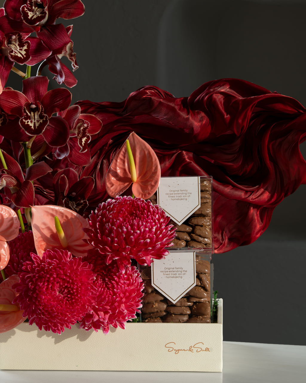 the Love collection - Valentine's Day Flower + Chocolate Arrangement