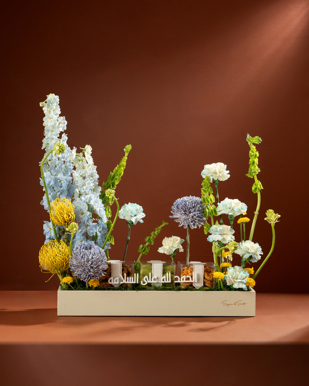 Flower Arrangement Mega With Chocolate Box
